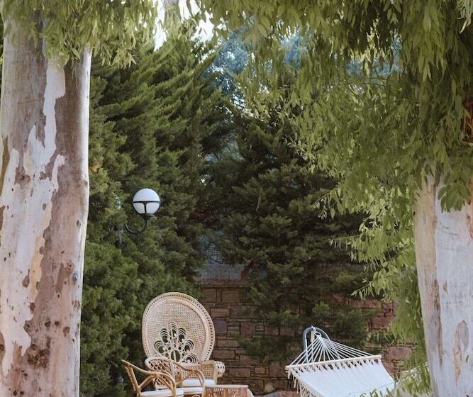 پانسیون Sourediko