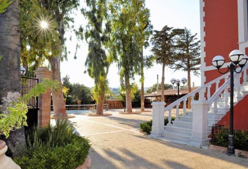 پانسیون Sourediko