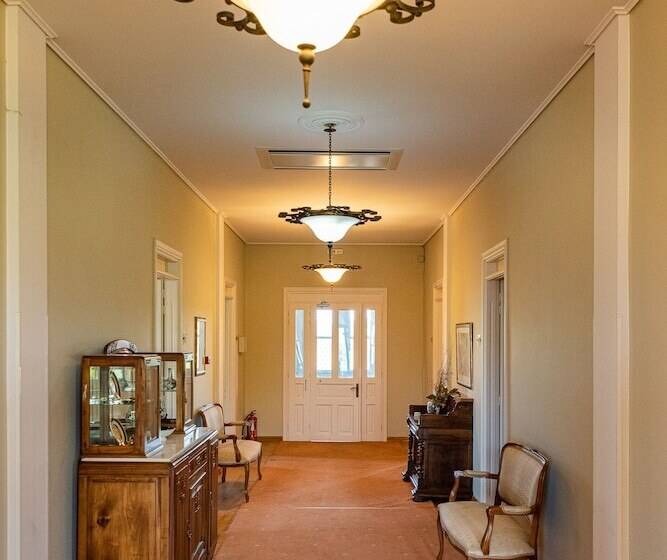 پانسیون Sourediko