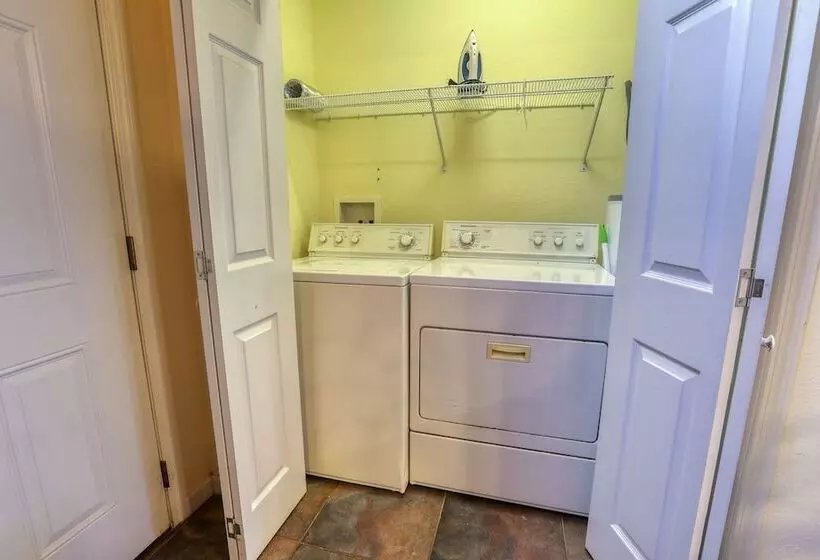 Rivendell Creekside    3 Bedrooms, 2 Baths, Sleeps 6 Cabin By Redawning