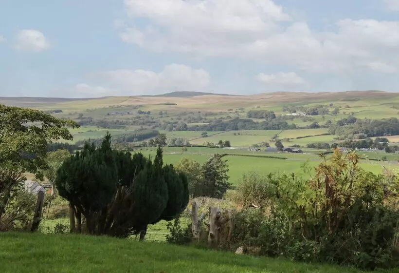 Bryn Dedwydd Farmhouse