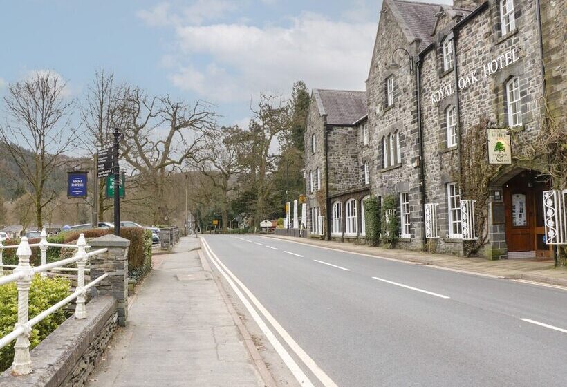 Bryn Dedwydd Farmhouse
