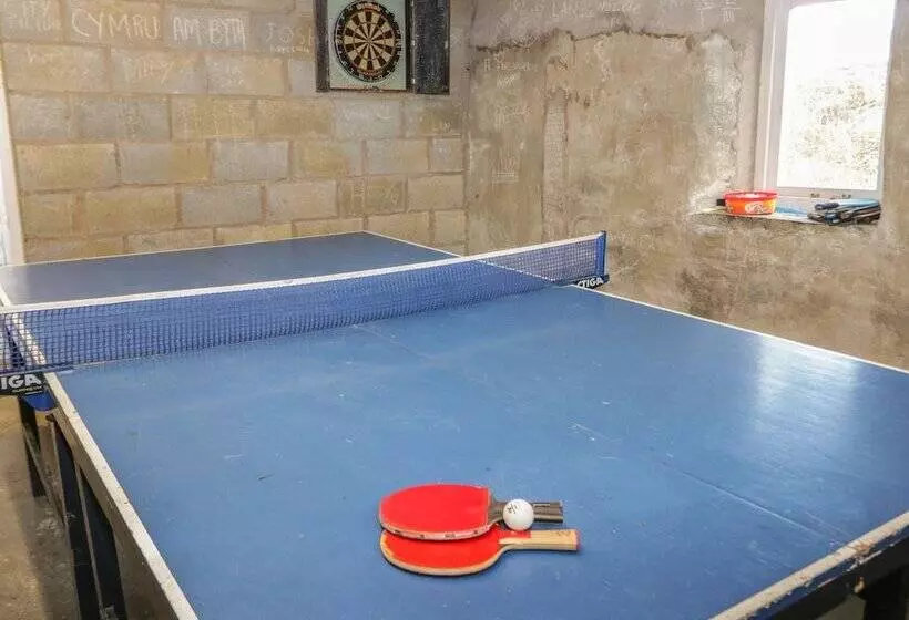 Bryn Dedwydd Farmhouse