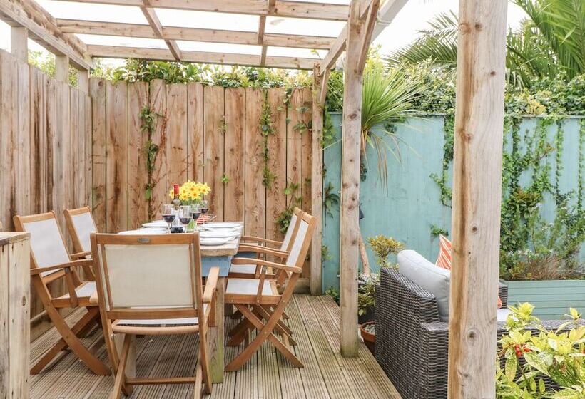 Chy Kerris, Carbis Bay