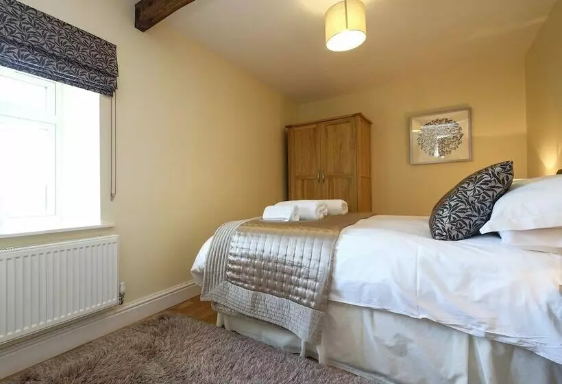 Grove Cottage