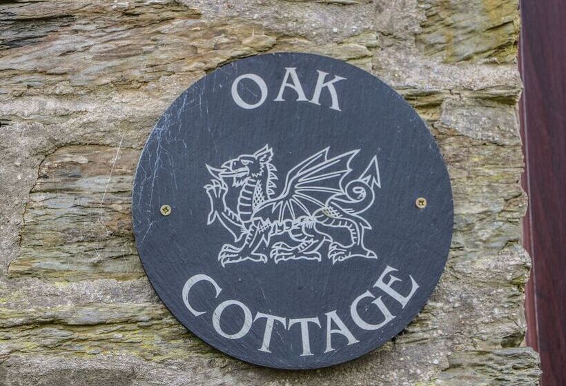 Oak Cottage