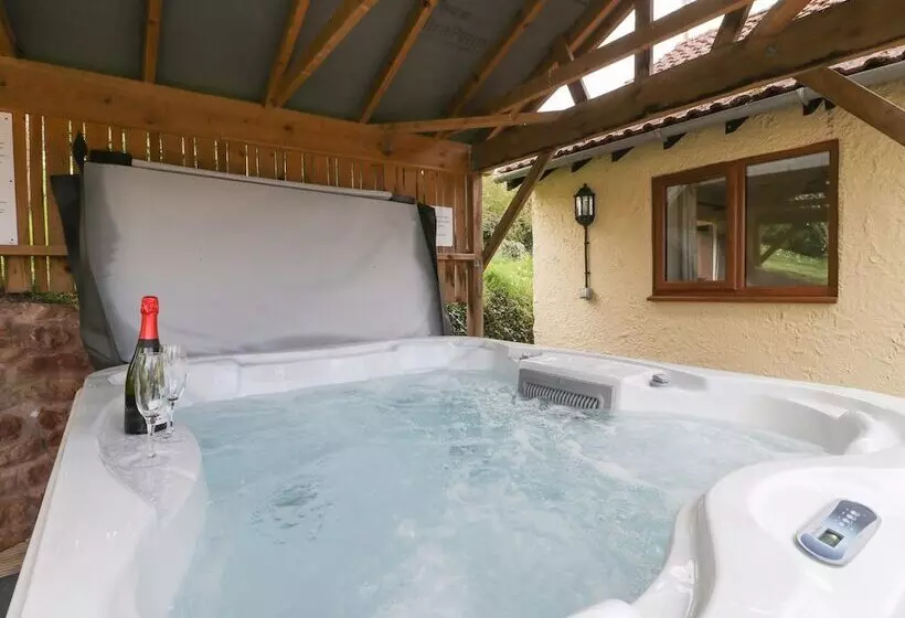 Orchard Cottage