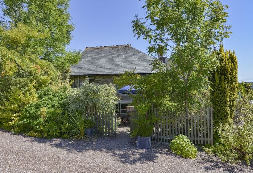 Parsonage Farm Cottage