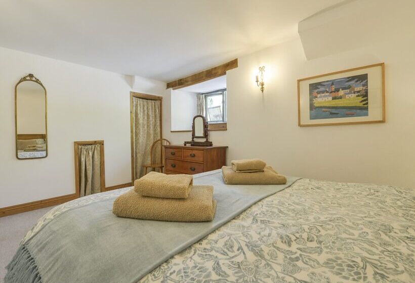 Parsonage Farm Cottage