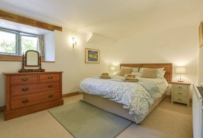 Parsonage Farm Cottage