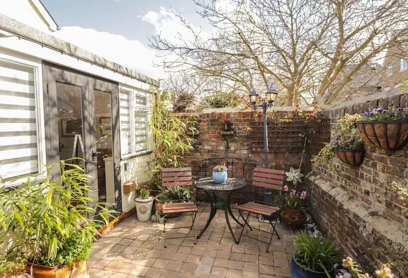 Rose Cottage