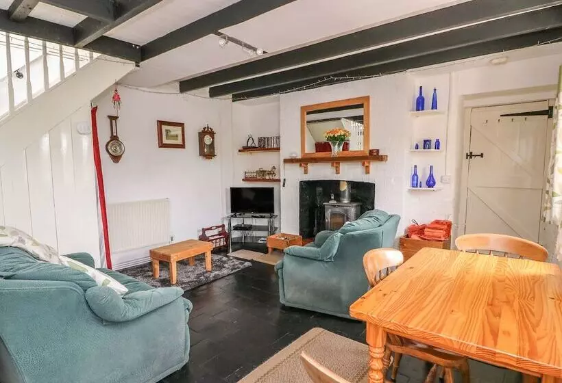 Taliharris Cottage