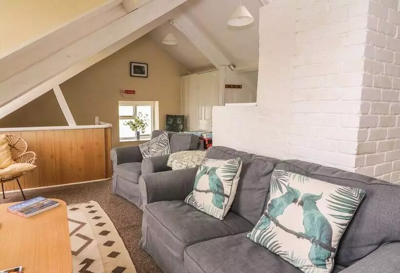 The Garden Cottage