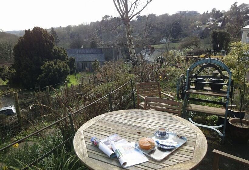 The Old School House