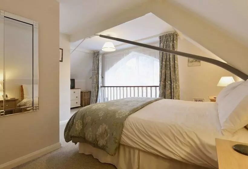 The Old School House