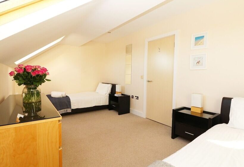 24 Bay Retreat Villas