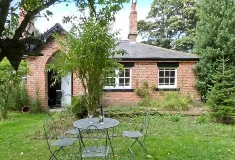 Bousdale Cottage