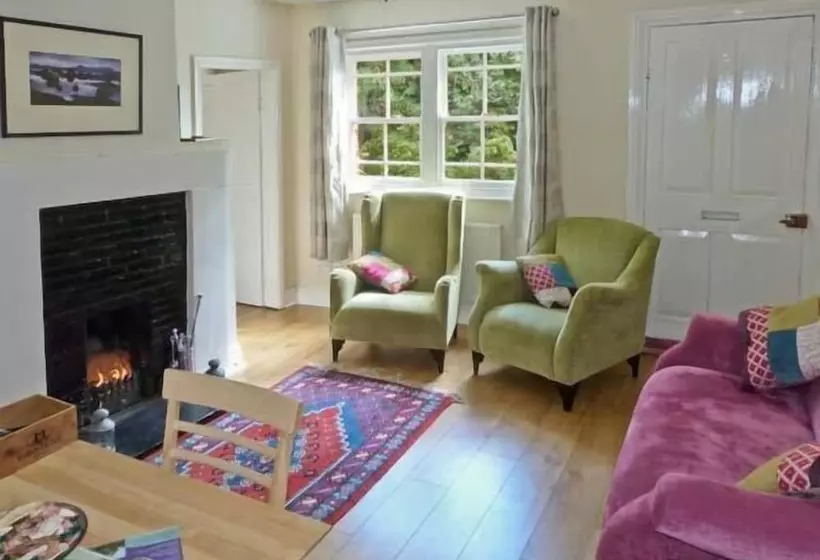 Bousdale Cottage