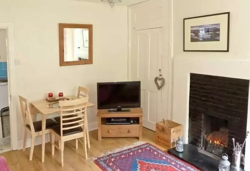 Bousdale Cottage