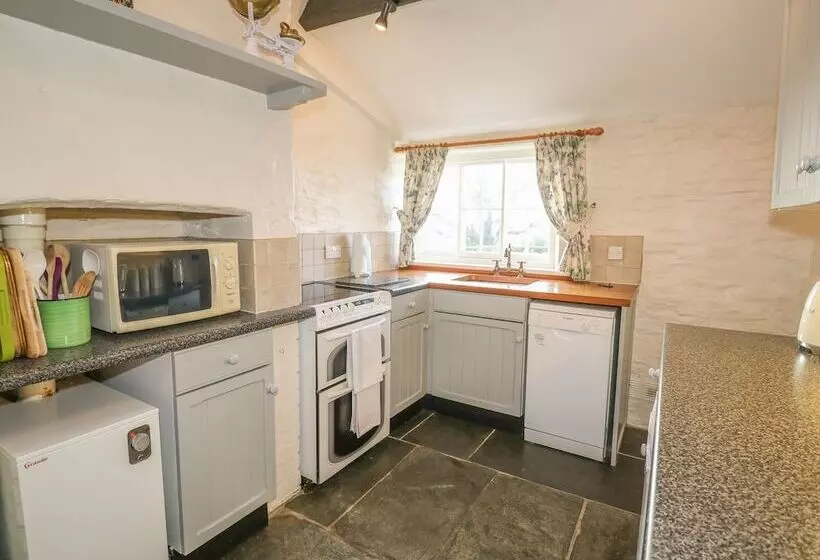 Home Farm Cottage