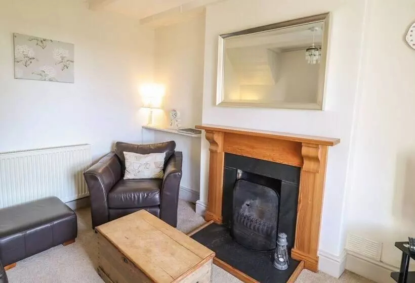 Home Farm Cottage