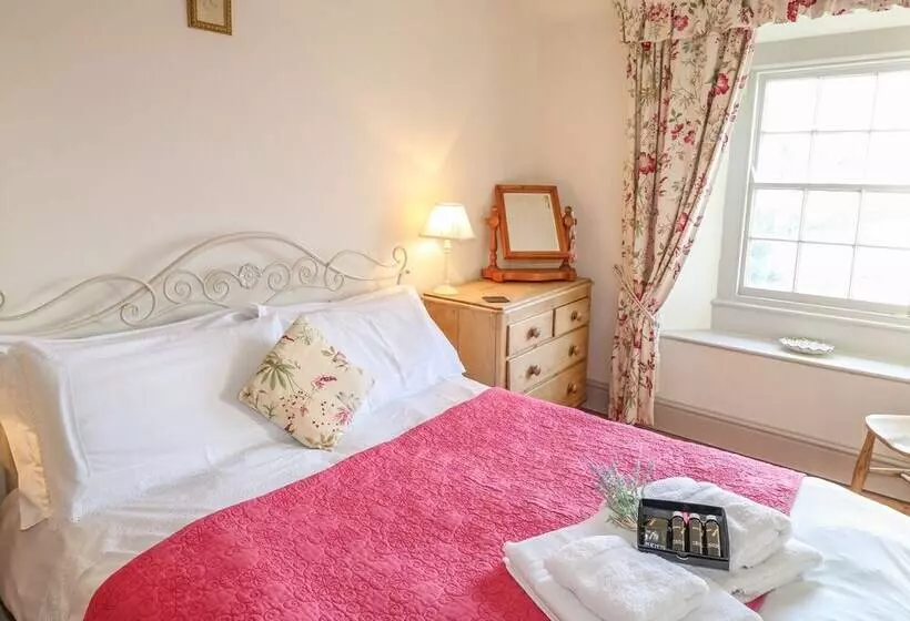 Home Farm Cottage