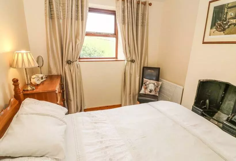 Horrace Farm Cottage