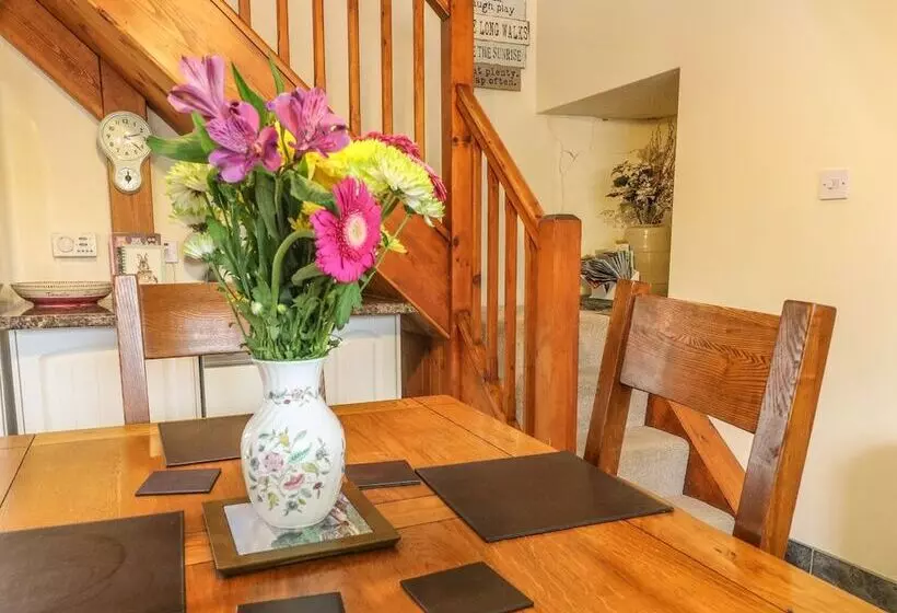 Horrace Farm Cottage