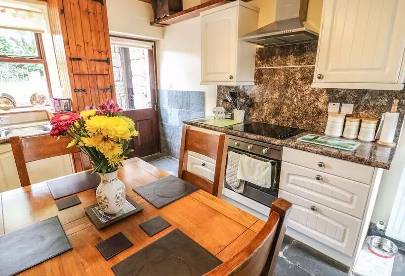 Horrace Farm Cottage