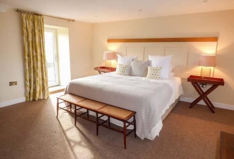 Horsley Head Holidays