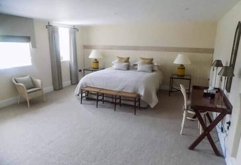 Horsley Head Holidays