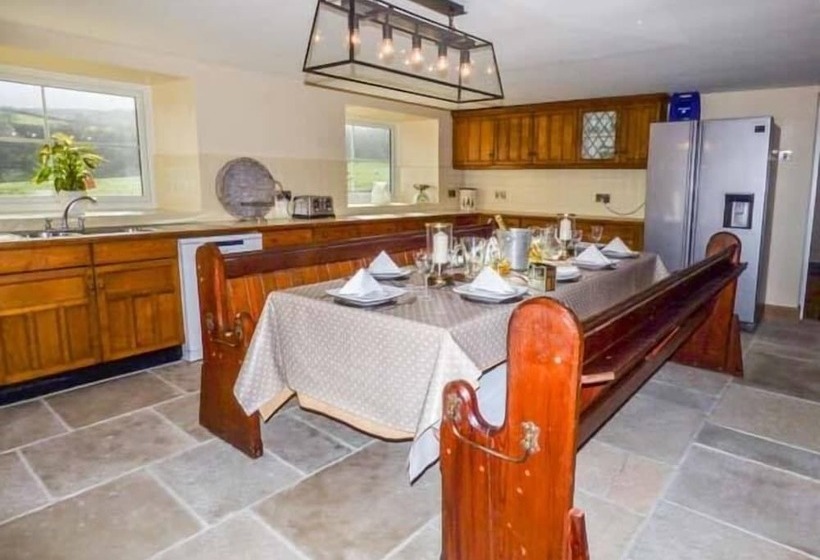 Horsley Head Holidays