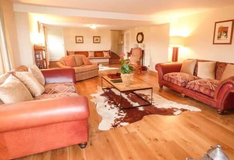 Horsley Head Holidays