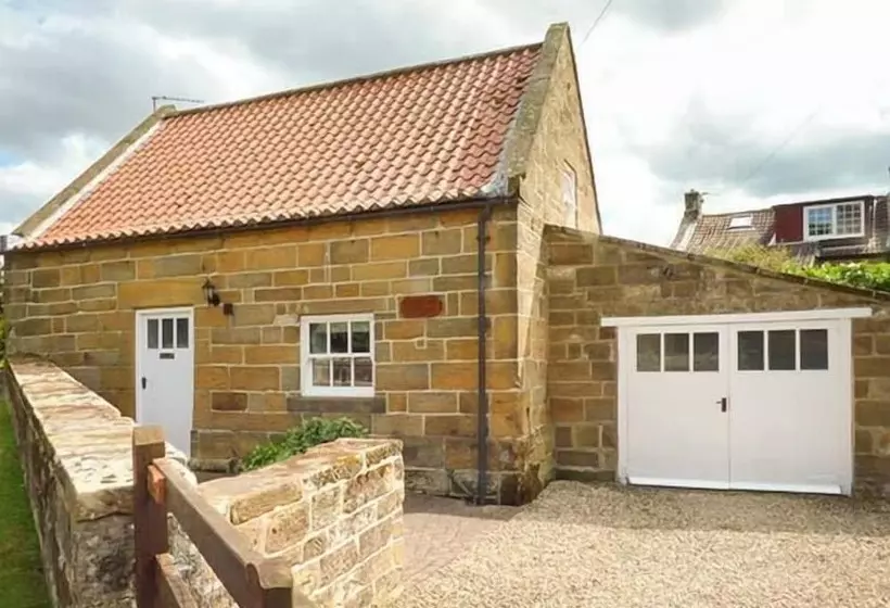 Quakers Cottage