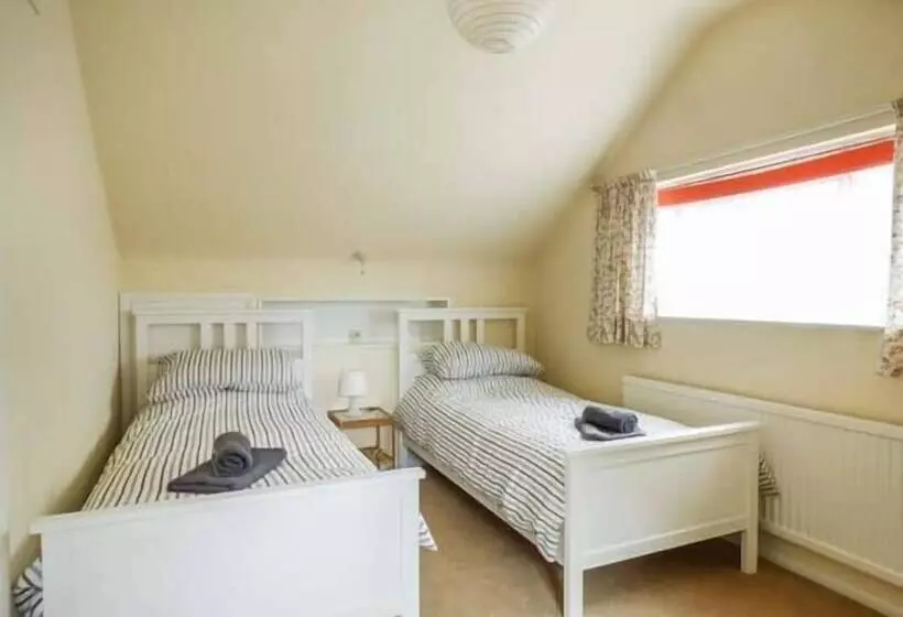 Swan Dyke Cottage
