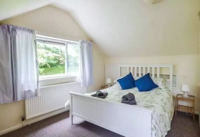 Swan Dyke Cottage