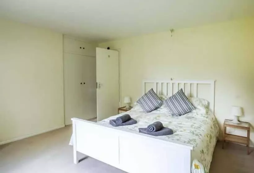 Swan Dyke Cottage