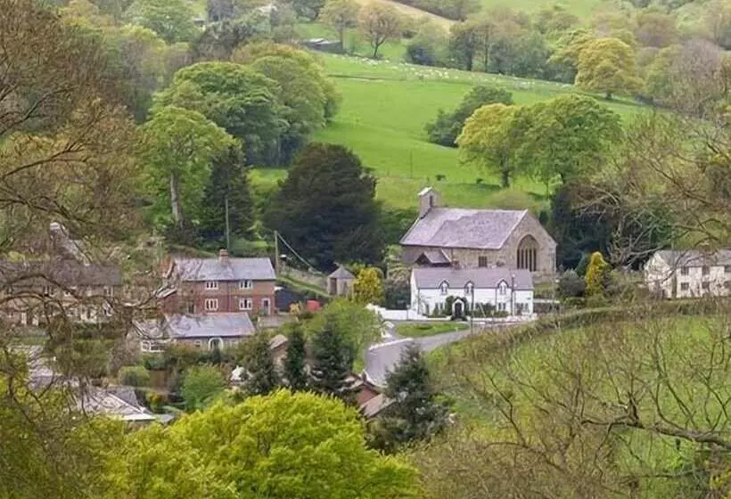 Tyn Y Celyn Uchaf