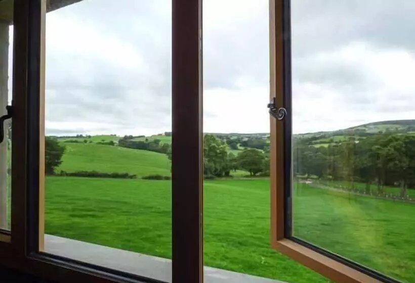 Tyn Y Celyn Uchaf