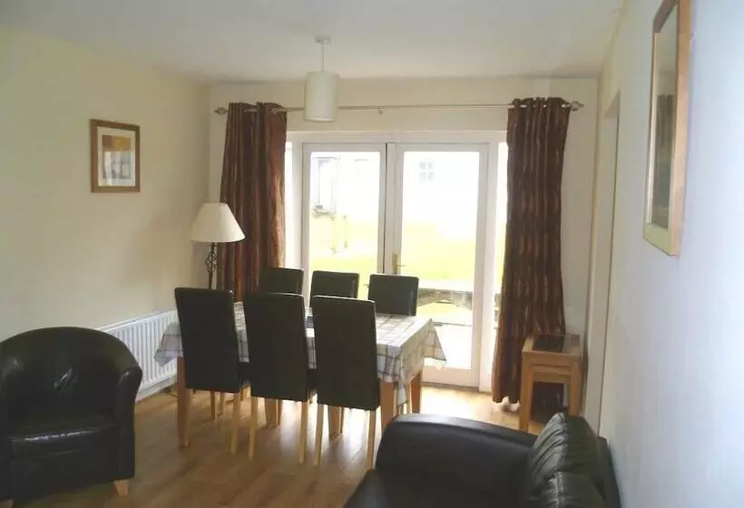 Bunratty Castle Gardens Home