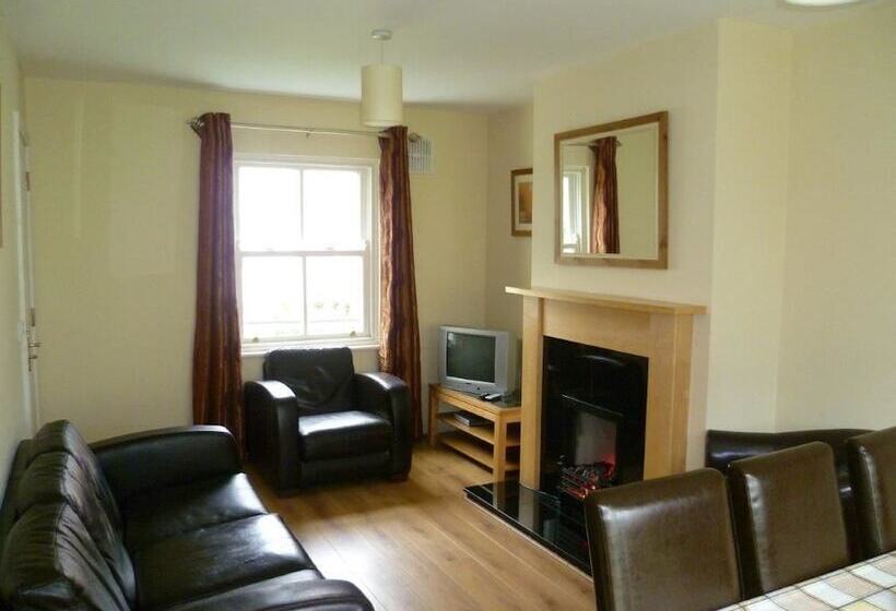 Bunratty Castle Gardens Home