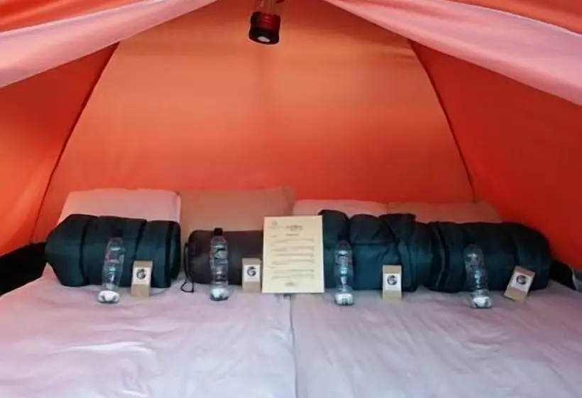 Camping & Travel Antigua   Hostel