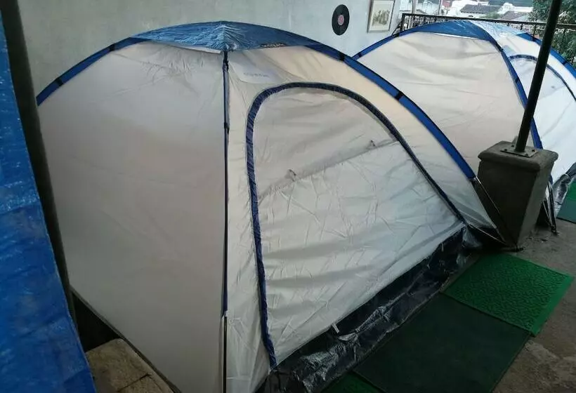 Camping & Travel Antigua   Hostel