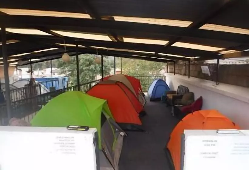 Camping & Travel Antigua   Hostel