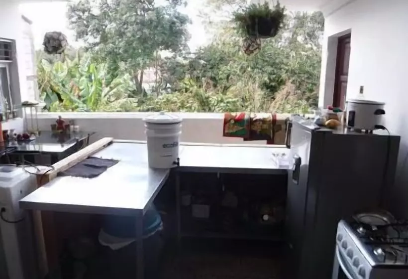 Camping & Travel Antigua   Hostel
