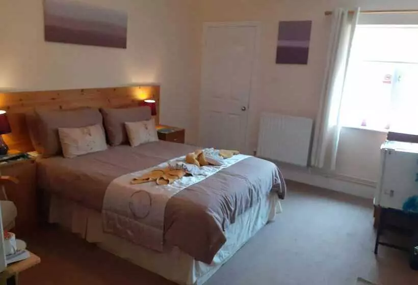 Hogwarts Bed And Continental Breakfast