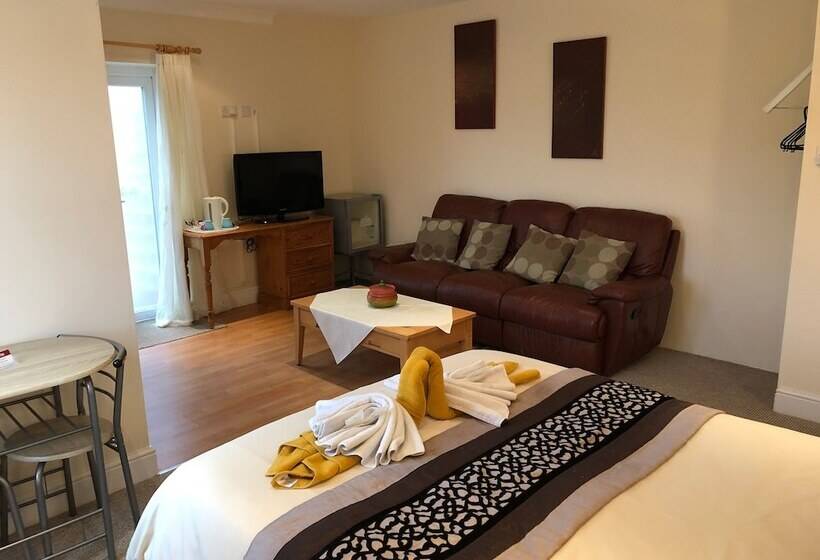 Hogwarts Bed And Continental Breakfast