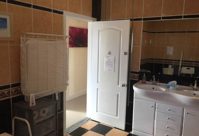 Hogwarts Bed And Continental Breakfast