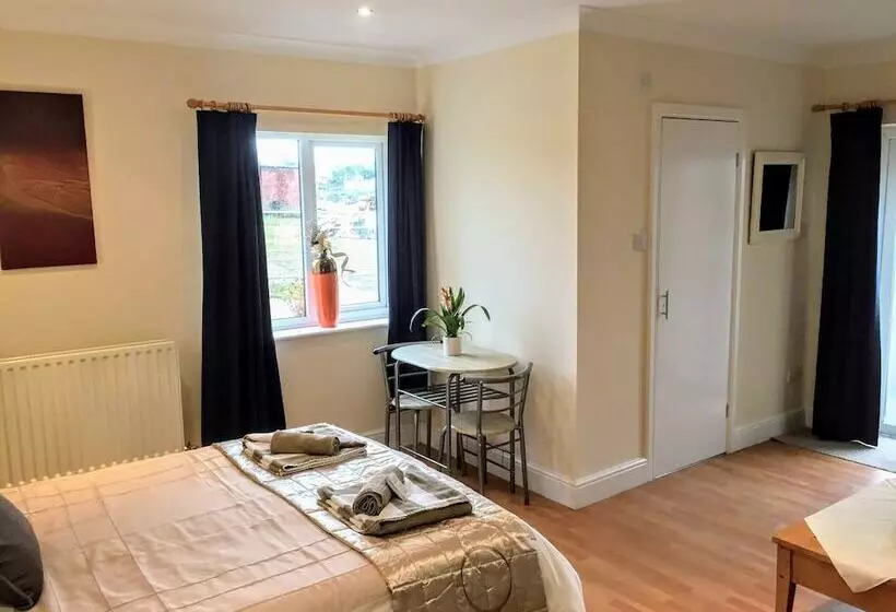 Hogwarts Bed And Continental Breakfast