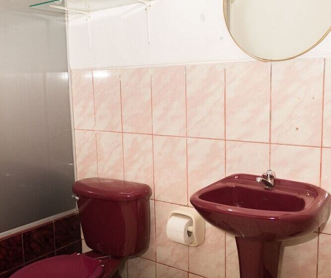 ホテル Albergue La Jungla